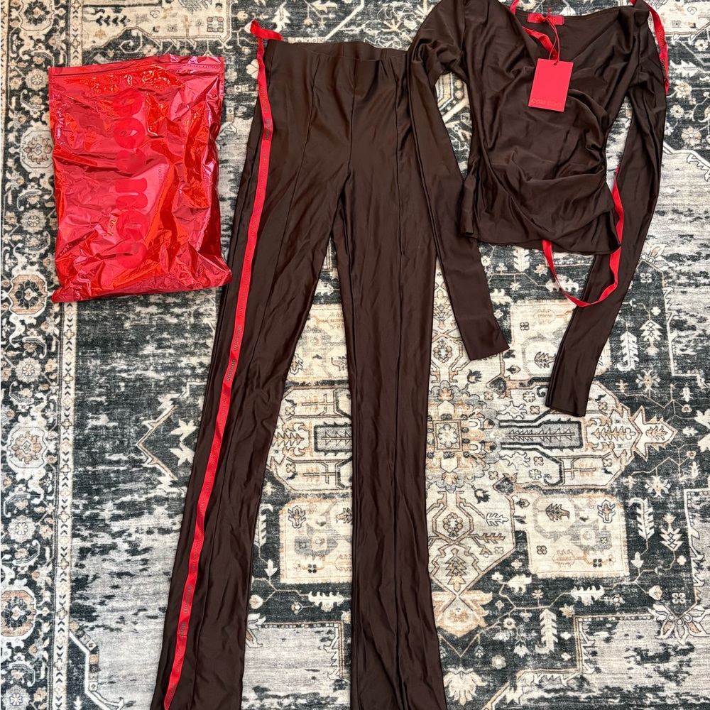 Cou Coo Lanai Set NWT